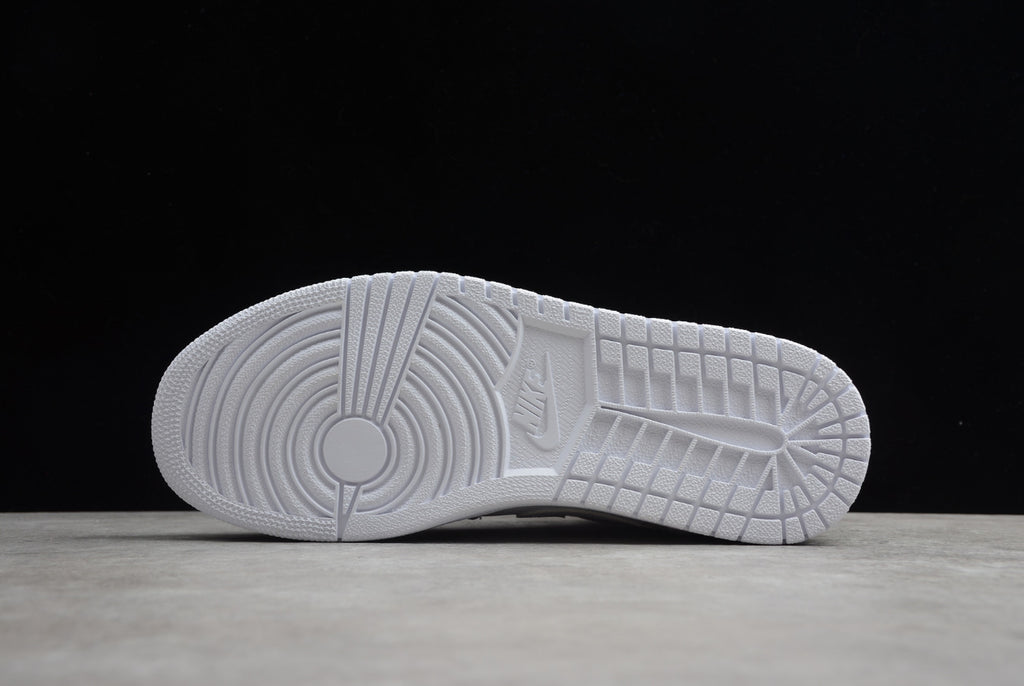 Air Jordan 1 Mid White Lightning