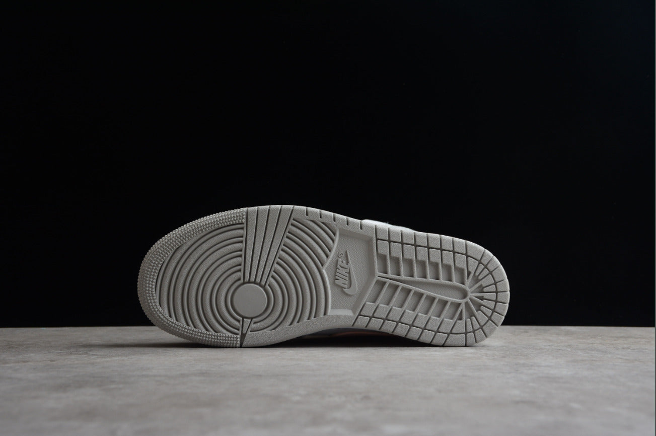 Air Jordan 1 Mid SE Particle Grey