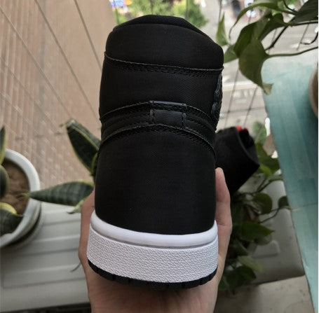 Air Jordan 1 Black