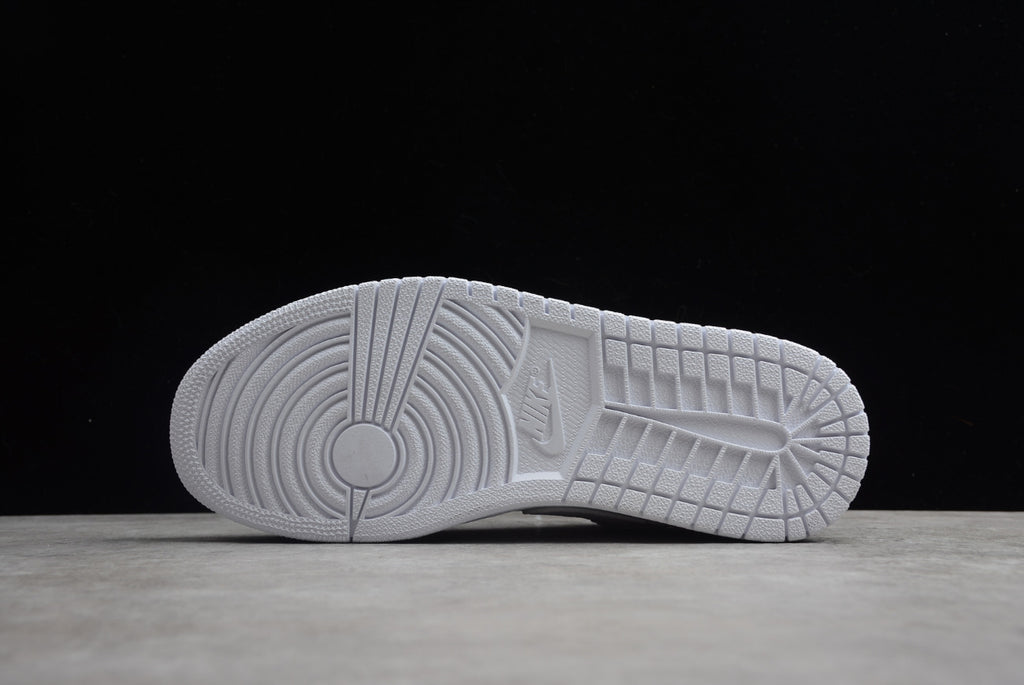 Air Jordan 1 Low Triple White