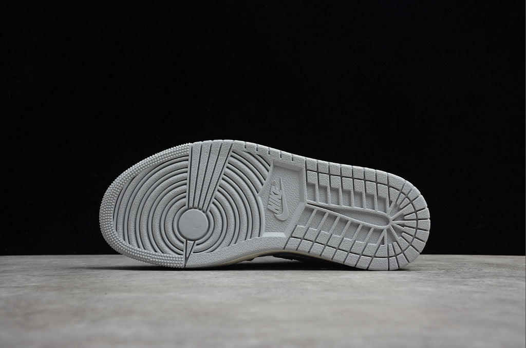 Air Jordan 1 Low PRM “Elephant Print”