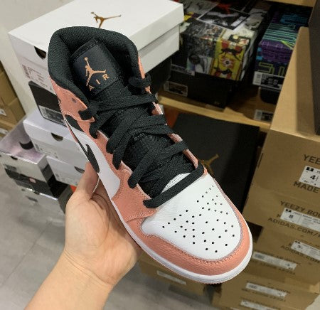 Air Jordan 1 Mid Cherry Blossom Pink