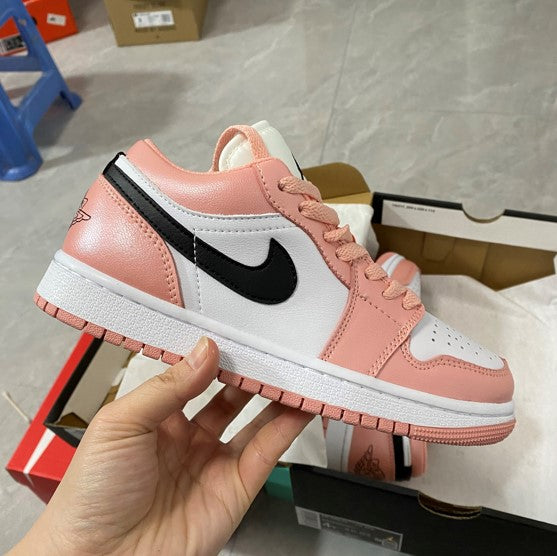 Air Jordan 1 Low White Pink