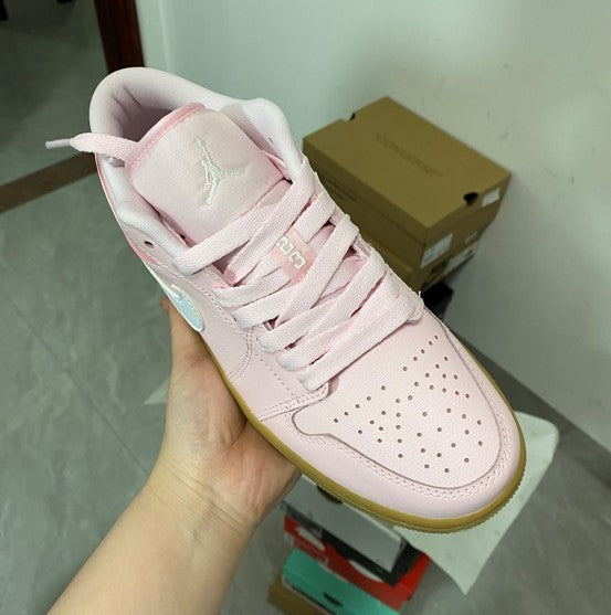Air Jordan 1 Low Pink Gum