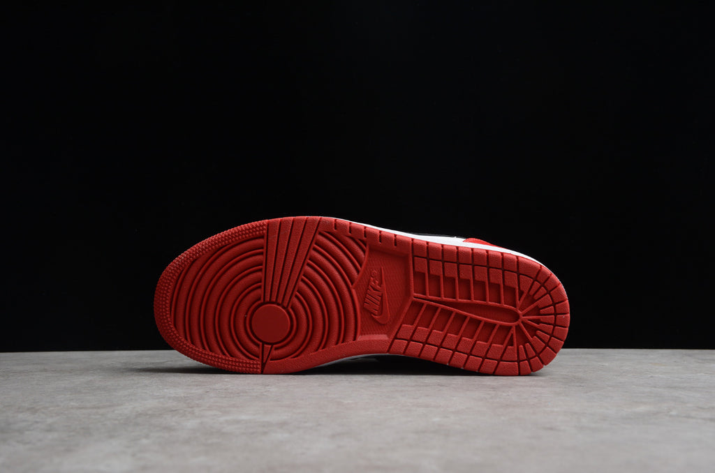 Air Jordan 1 Low Red Black Toe