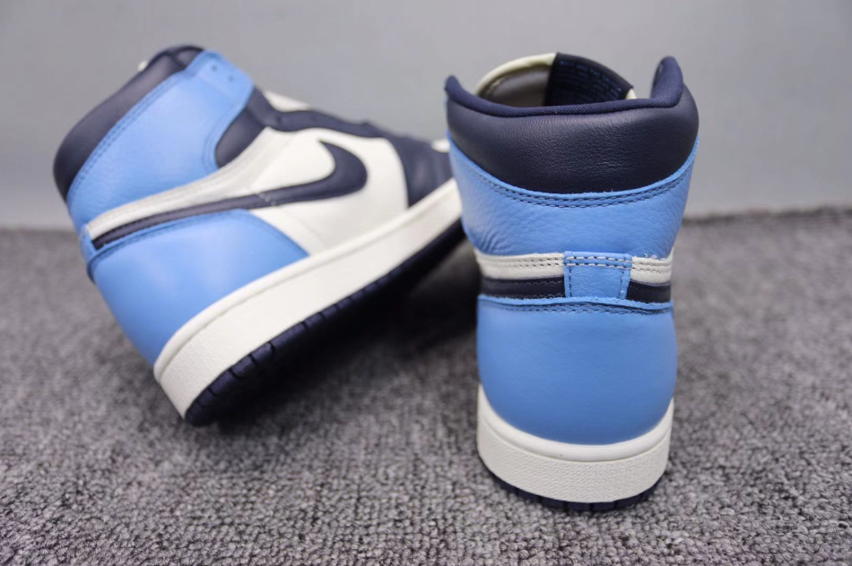 Air Jordan 1 Retro High OG Obsidian UNC
