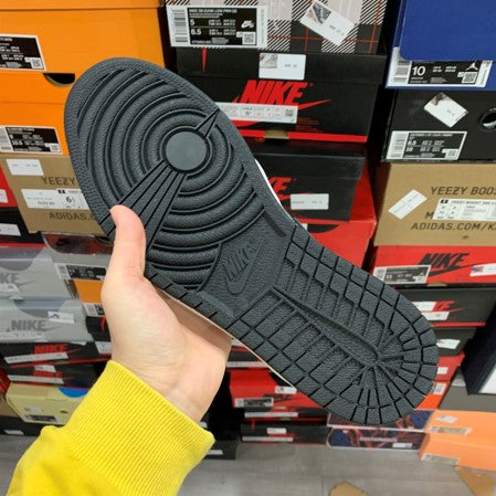 Air Jordan 1 Top 3