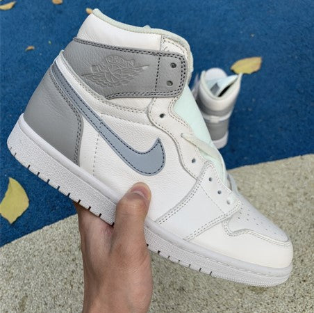 Air Jordan 1 Mid White Gray