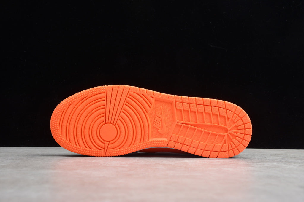 Air Jordan 1 Mid 'Hyper Crimson'