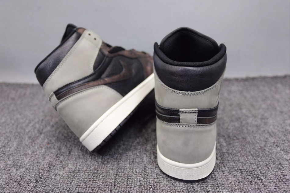 Air Jordan 1 Retro High OG Rust Shadow