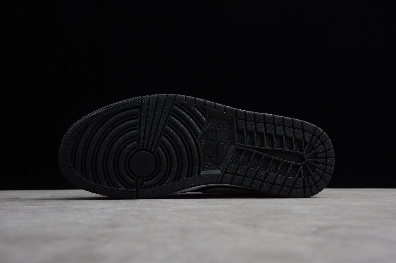 Air Jordan 1 Mid Panda