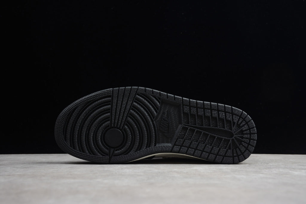 Air Jordan 1 Mid SE Black And White