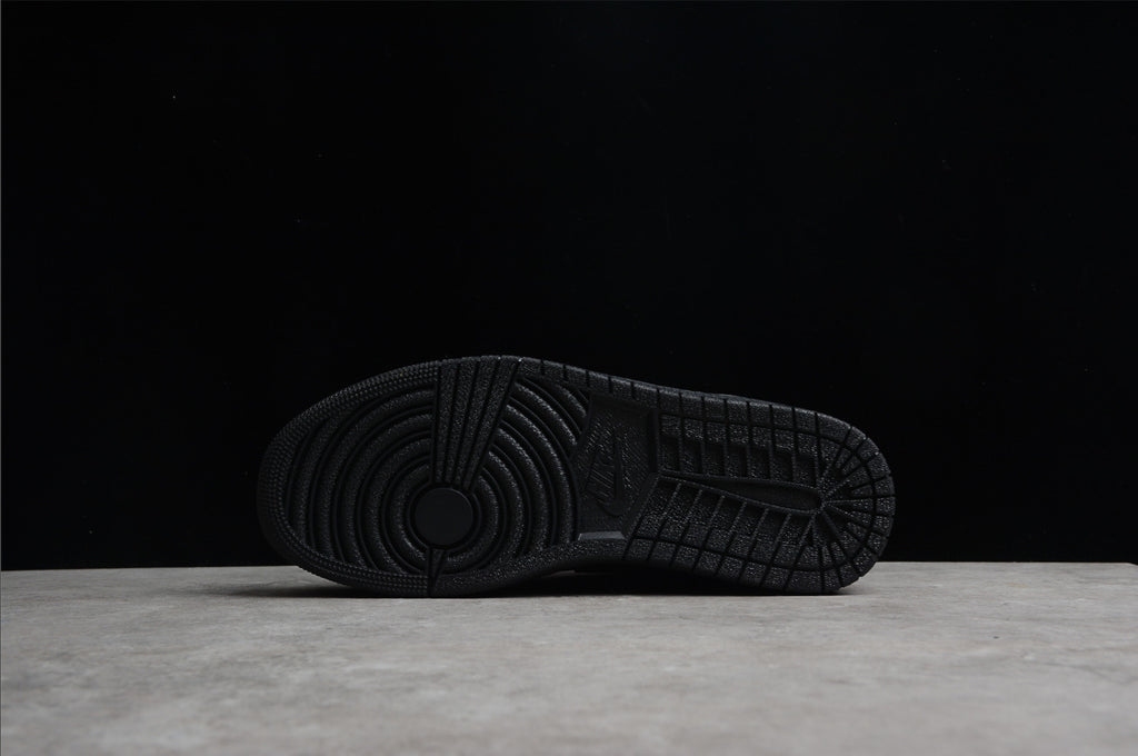 Air Jordan 1 Low Triple Black