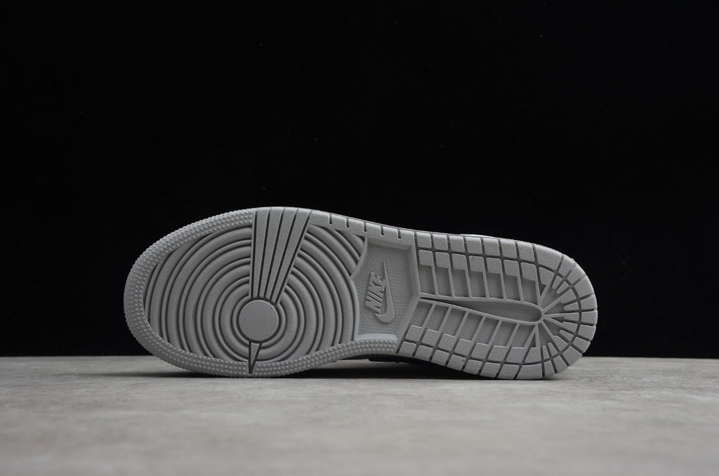Air Jordan 1 Mid GS 'Light Smoke Grey'