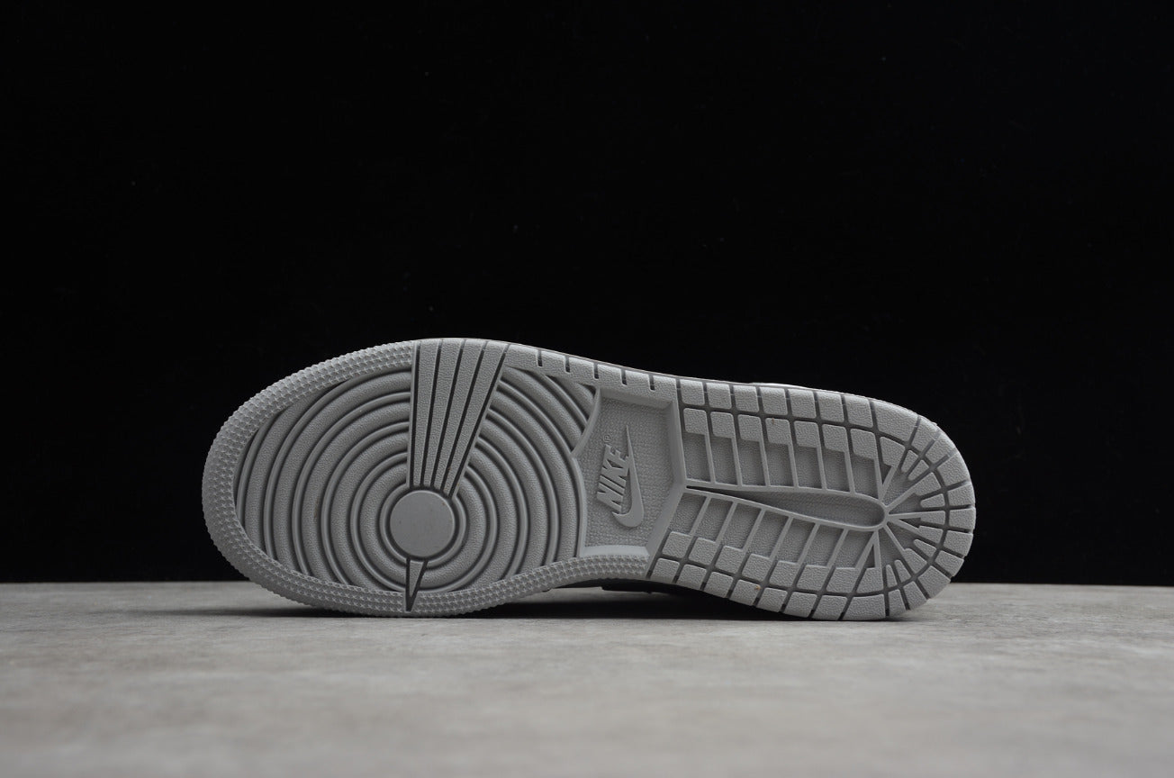 Air Jordan 1 Mid GS 'Light Smoke Grey'