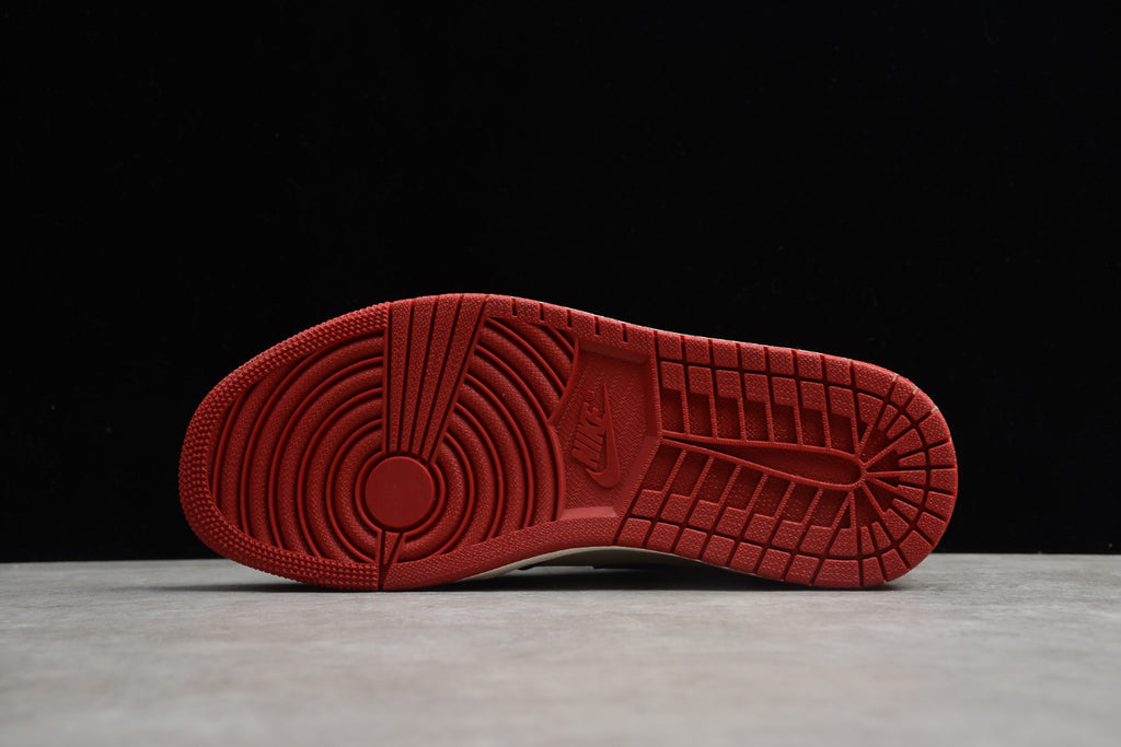 Air Jordan 1 Retro High OG 'Bred Toe'