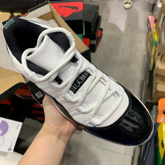 Air Jordan 11 Low Easter