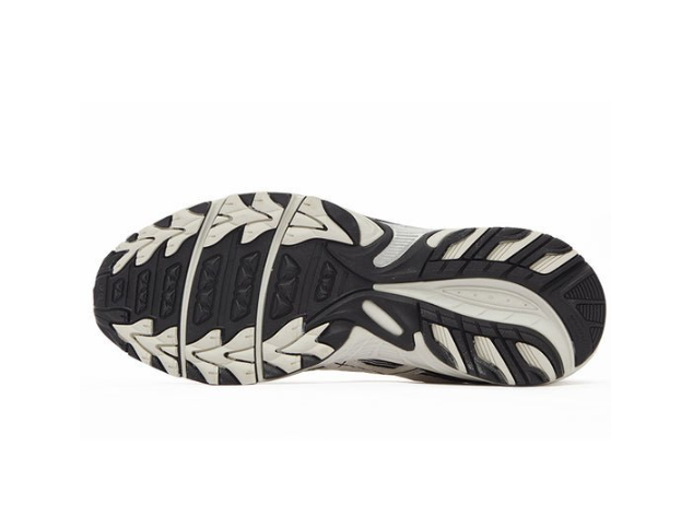 Asics Gel Kahana TR V4 White Black-1203A497 100