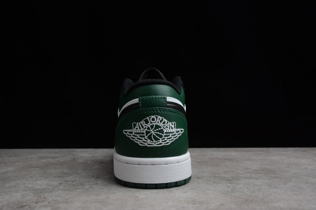 Air Jordan 1 Low “Green Toe”