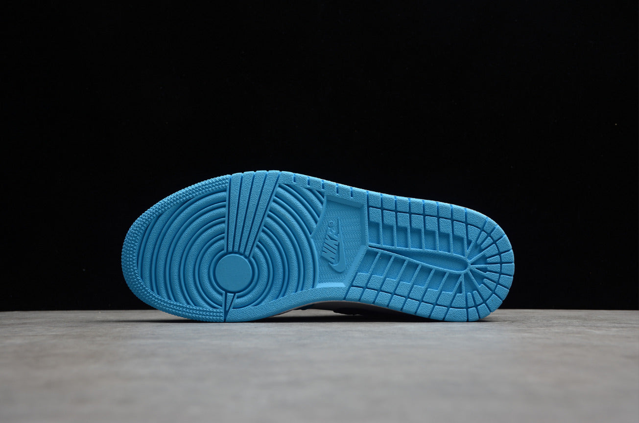 Air Jordan 1 Low “UNC”