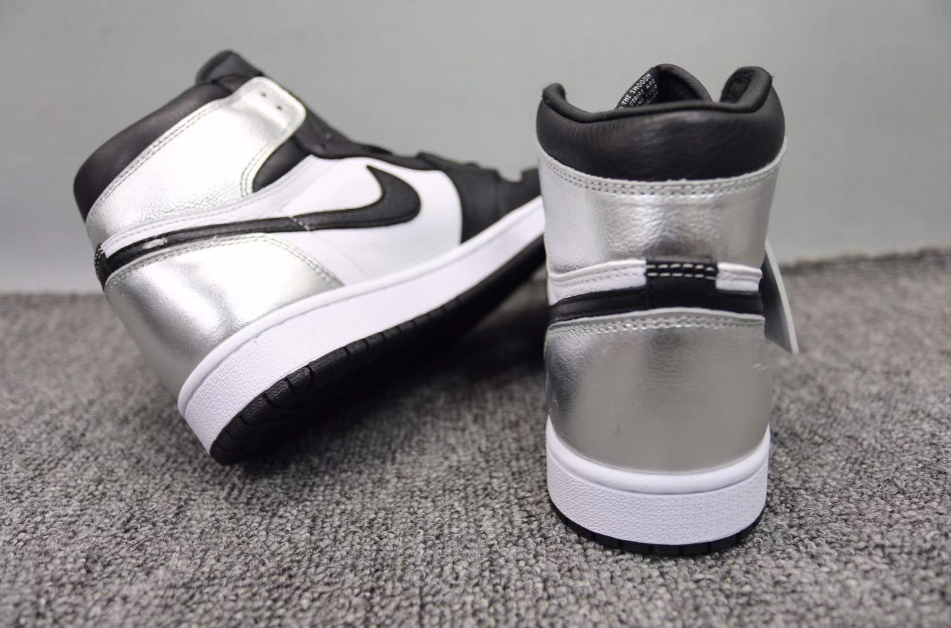 Air Jordan 1 Silver Toe