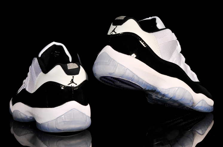 Air Jordan 11 Retro 'Concord'