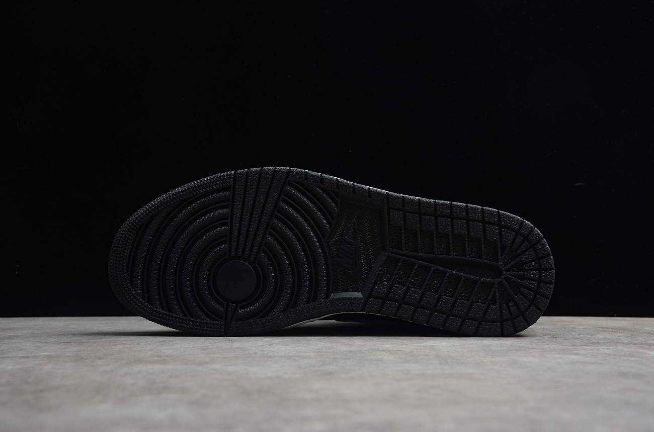 Air Jordan 1 Retro High OG Shadow