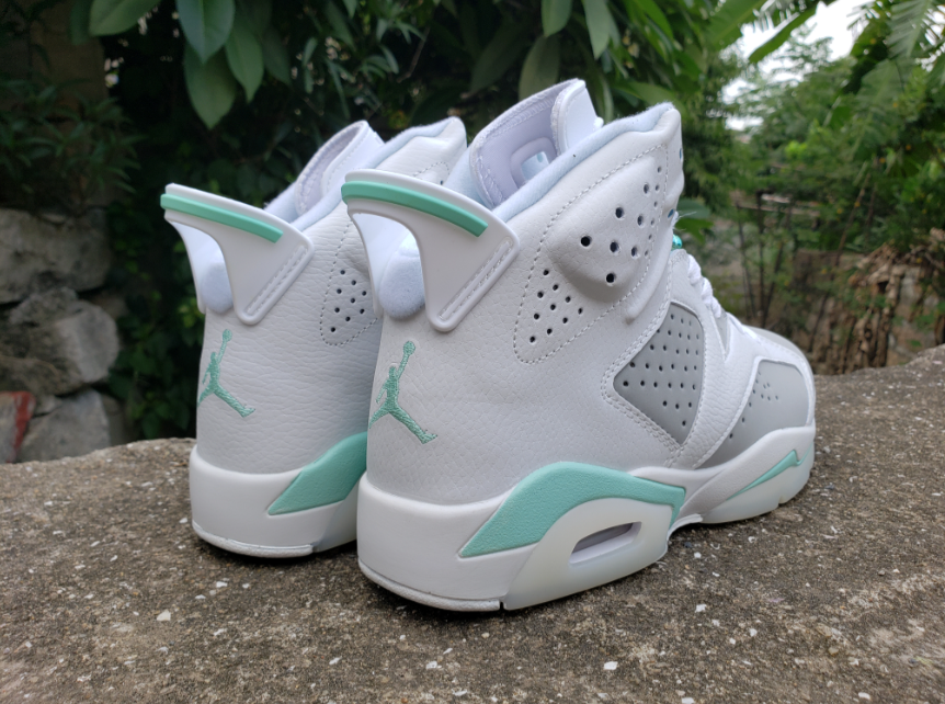 Air Jordan 6 Retro White Pure Platinum-Mint Foam