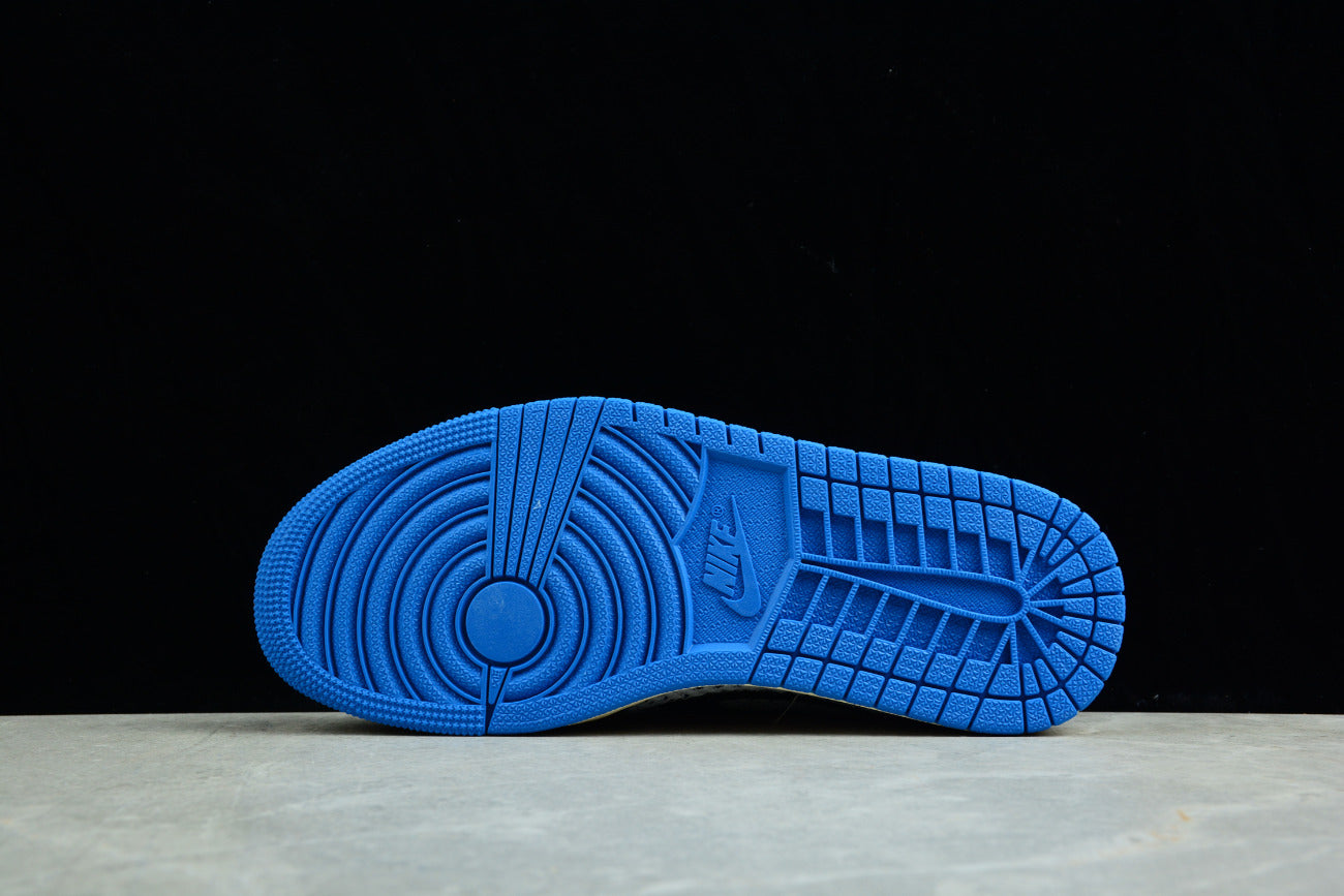 Air Jordan 1 Retro Low Flyknit Royal