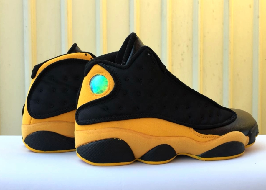 Air Jordan 13 Black Yellow