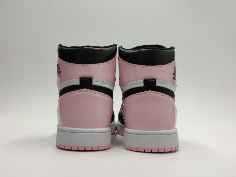 Air Jordan 1 High OG 'Arctic Punch'