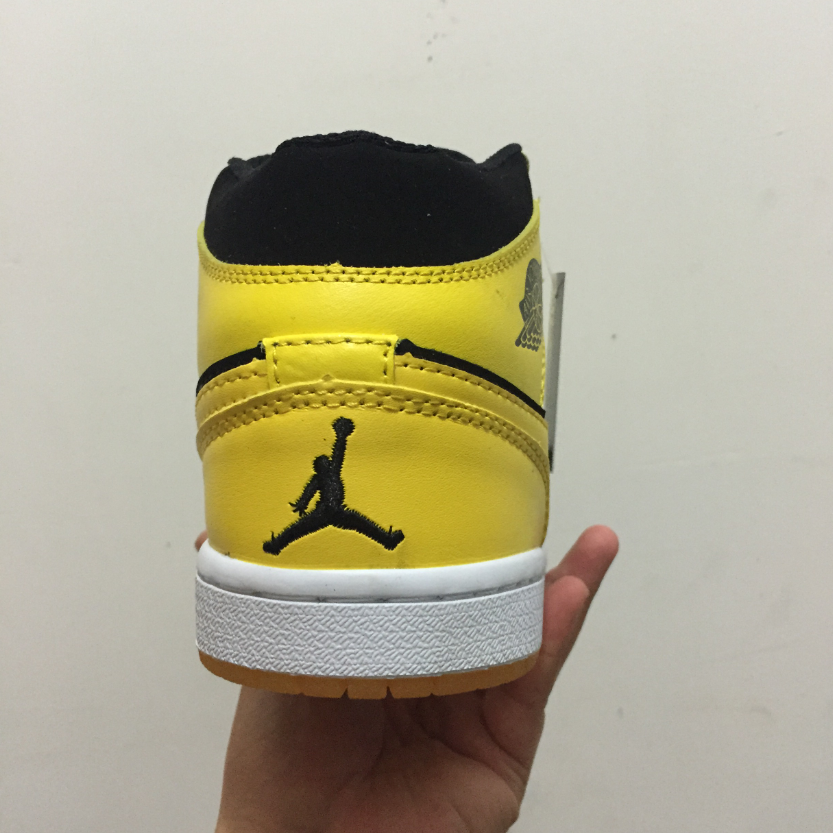 Air Jordan 1 Retro Mid OG Black Yellow