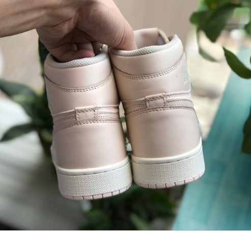 Air Jordan 1 Swoosh