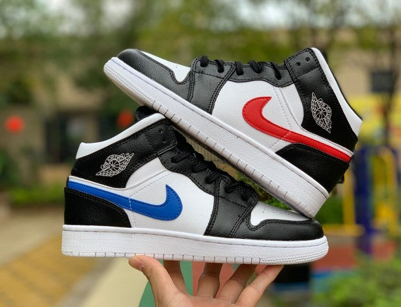 Air Jordan 1 Mid GS Black And White Mandarin