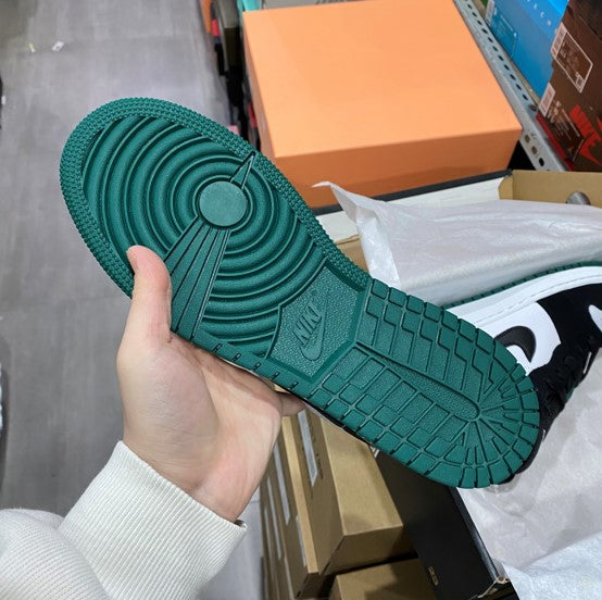 Air Jordan 1 Low Black Green Toe