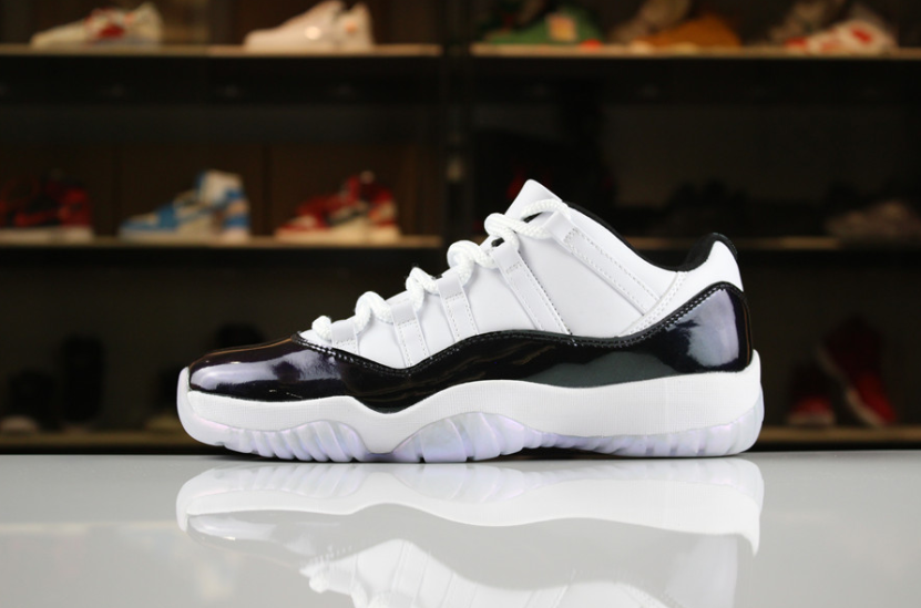 Air Jordan 11 Low Easter