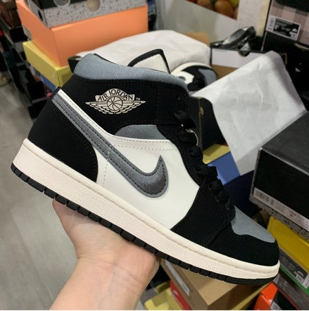 Air Jordan 1 Mid Silk Earl