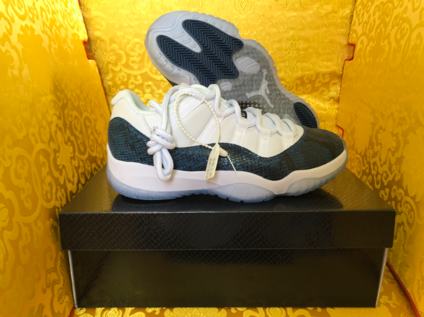 Air Jordan 11 Dark Blue Snake Pattern