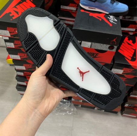 Air Jordan 4 x Travis Scott Cactus Jack