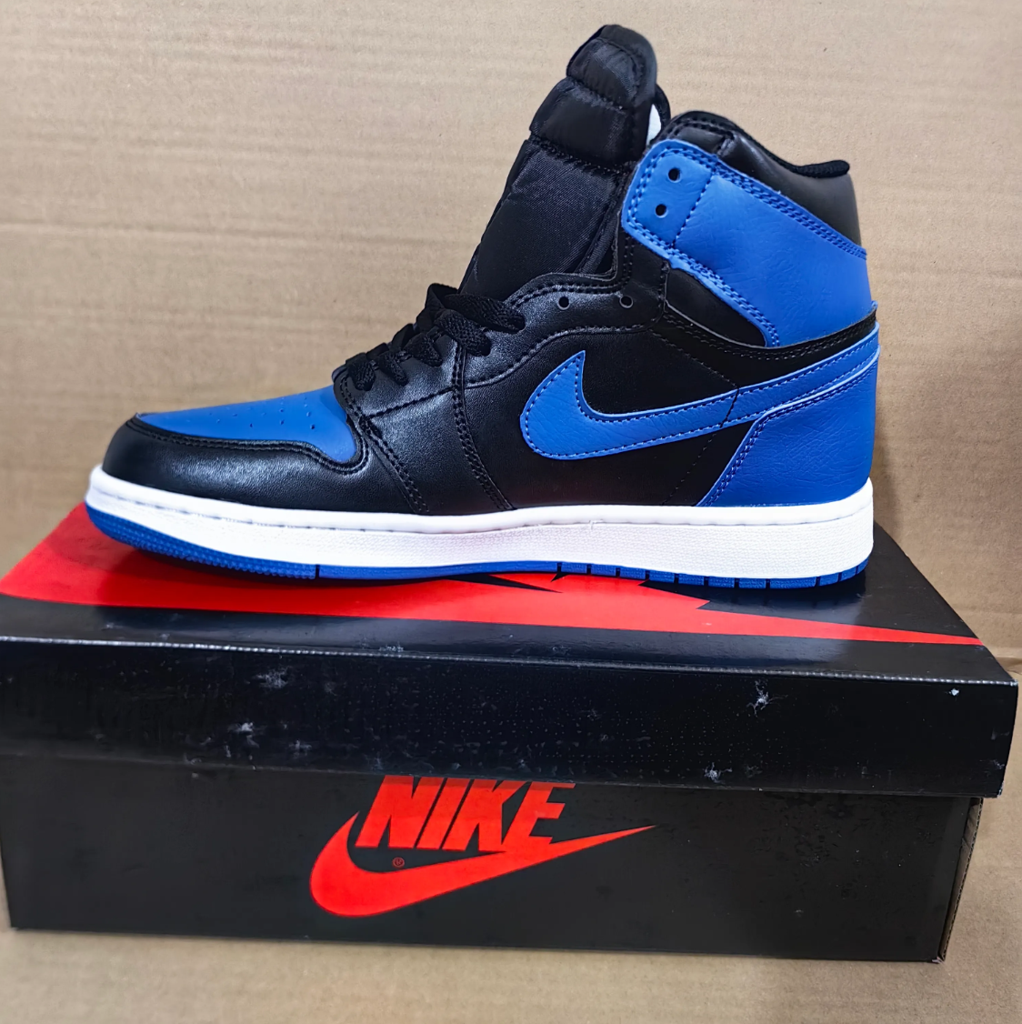 Air Jordan 1 Low Reverse Bred Shoes Sneakers