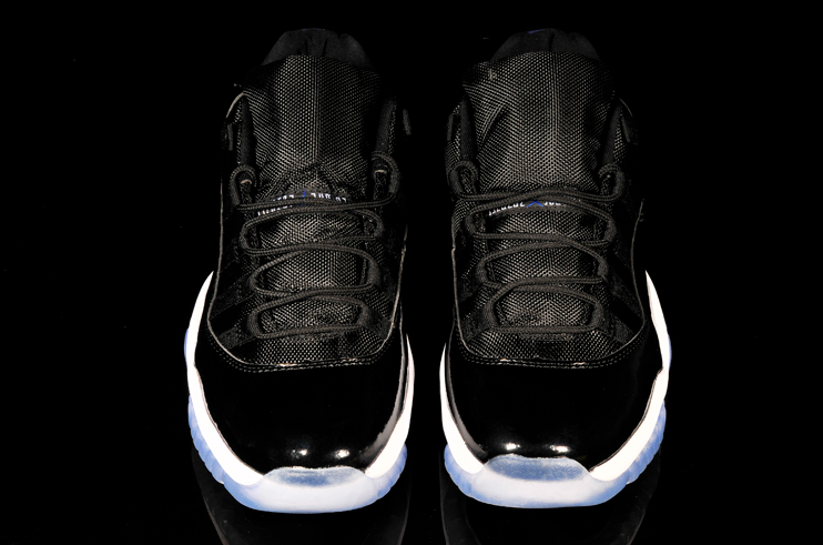 Air Jordan 11 Retro Black Blue