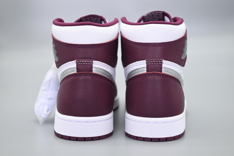Air Jordan 1 High OG Bordeaux