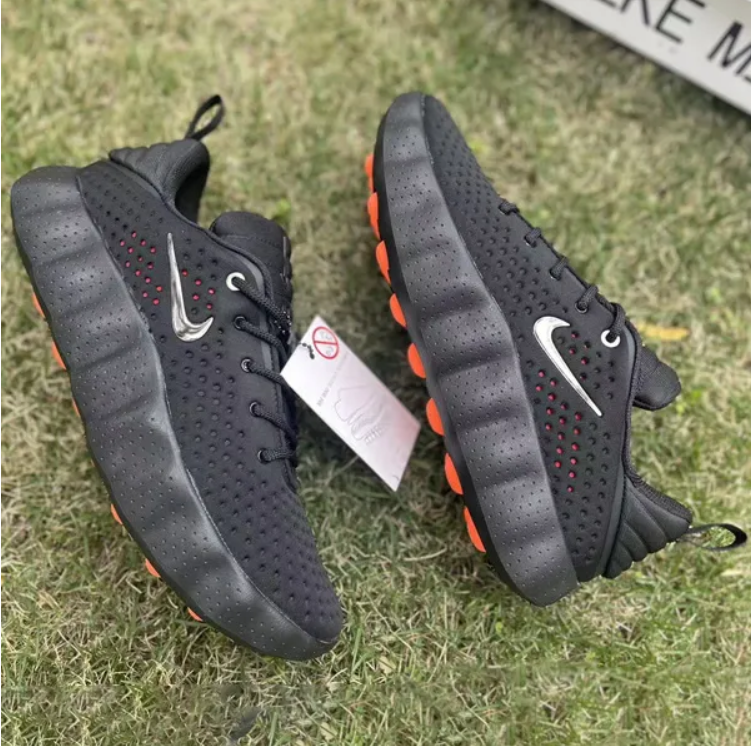 NK Mind 002 Black Hyper Crimson Shoes Sneakers