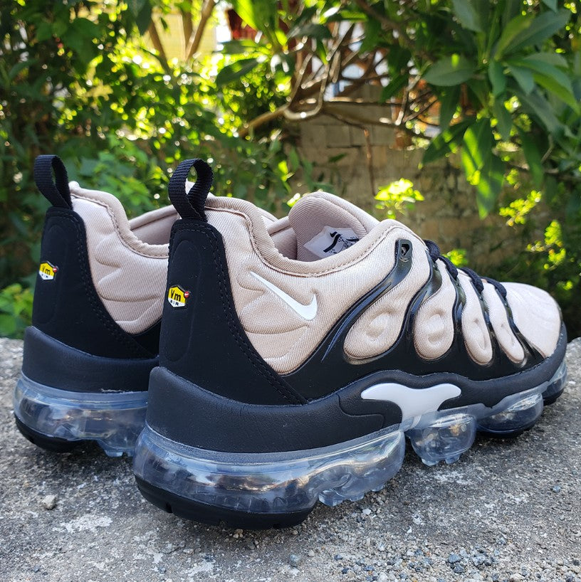 Air VaporMax Plus Black Beige Shoes Sneakers