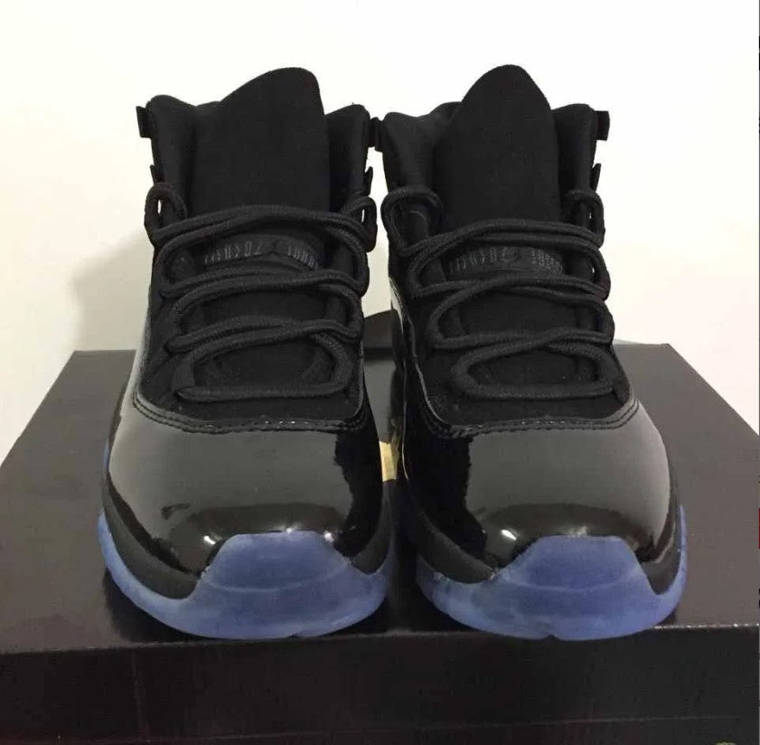 Air Jordan 11 Retro Cap and Gown Shoes Sneakers
