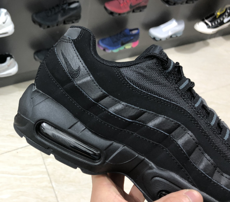 AM 95 Triple Black Shoes Sneakers