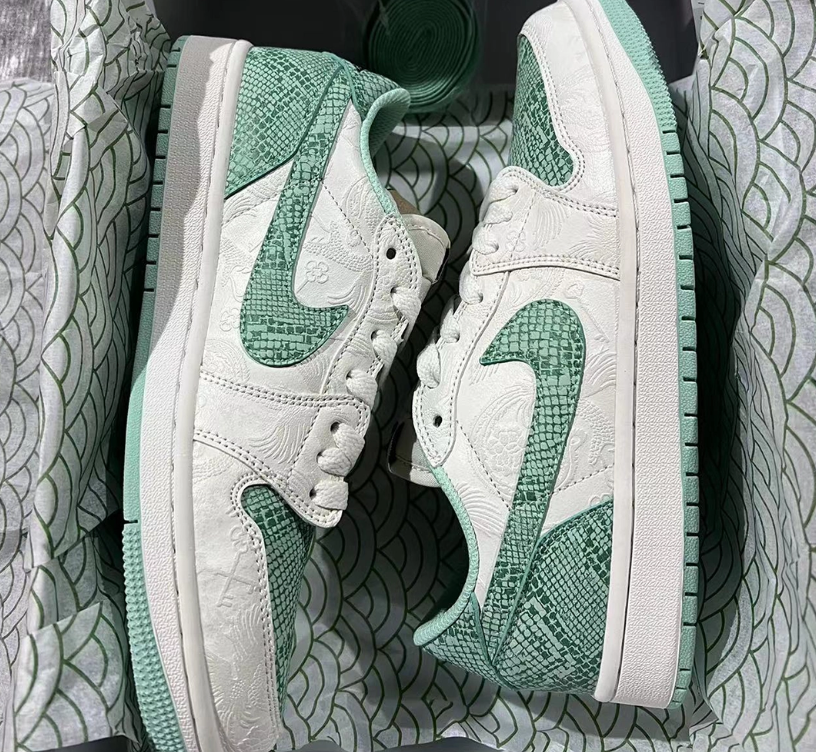 Air Jordan 1 Low OG Year of the Snake Shoes Sneakers