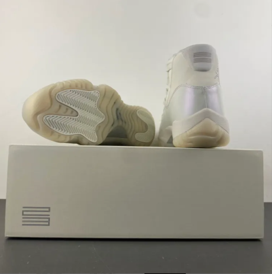 Air Jordan 11 Pearl Shoes Sneaker
