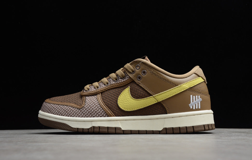 Undefeated X NK Dunk Low Canteen