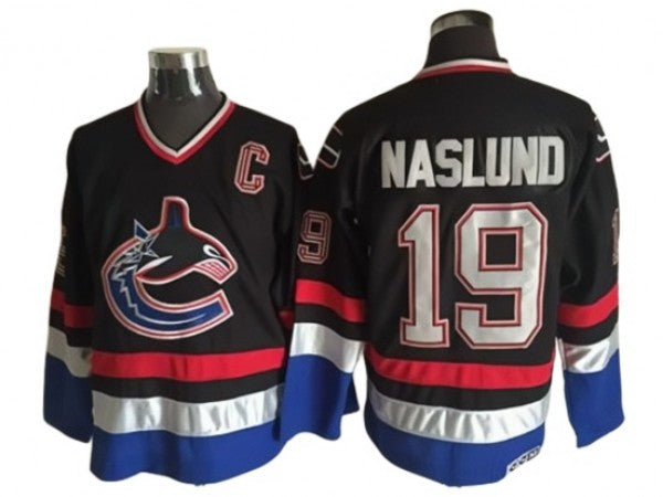 Vancouver Canucks #19 Markus Naslund 2005 Vintage CCM Jersey - Black